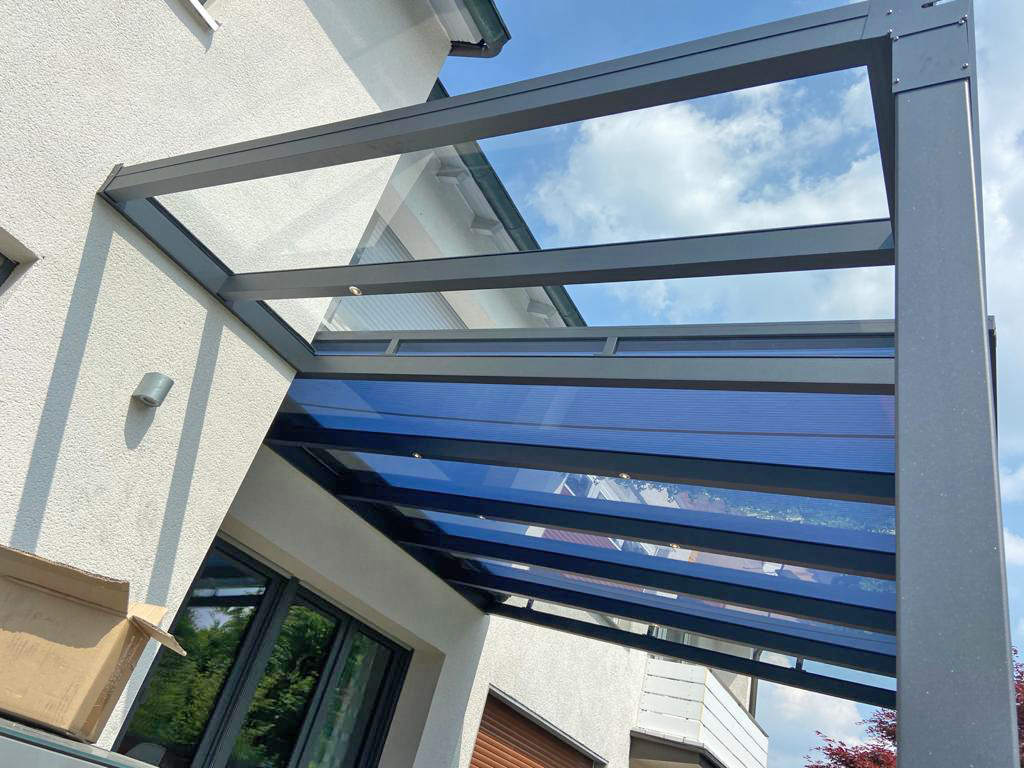 Aufdachmarkise für Alumaximal und Clever Überdacht