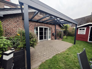 Freistehende Überdachung individuell geplant